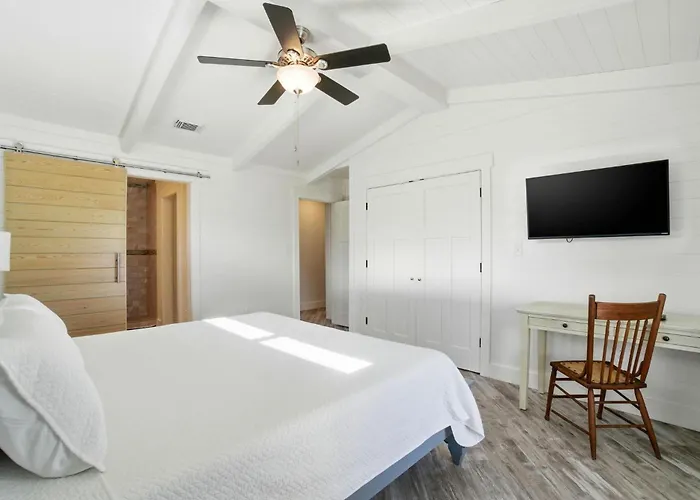 Holiday home The Yellow Rose #3 *